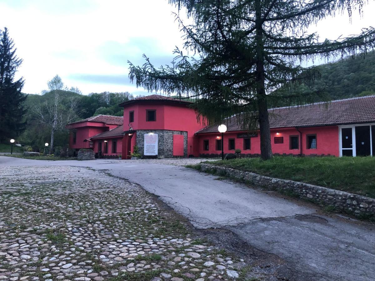 Motel Zlatna Ribka Kokolyane Exterior foto